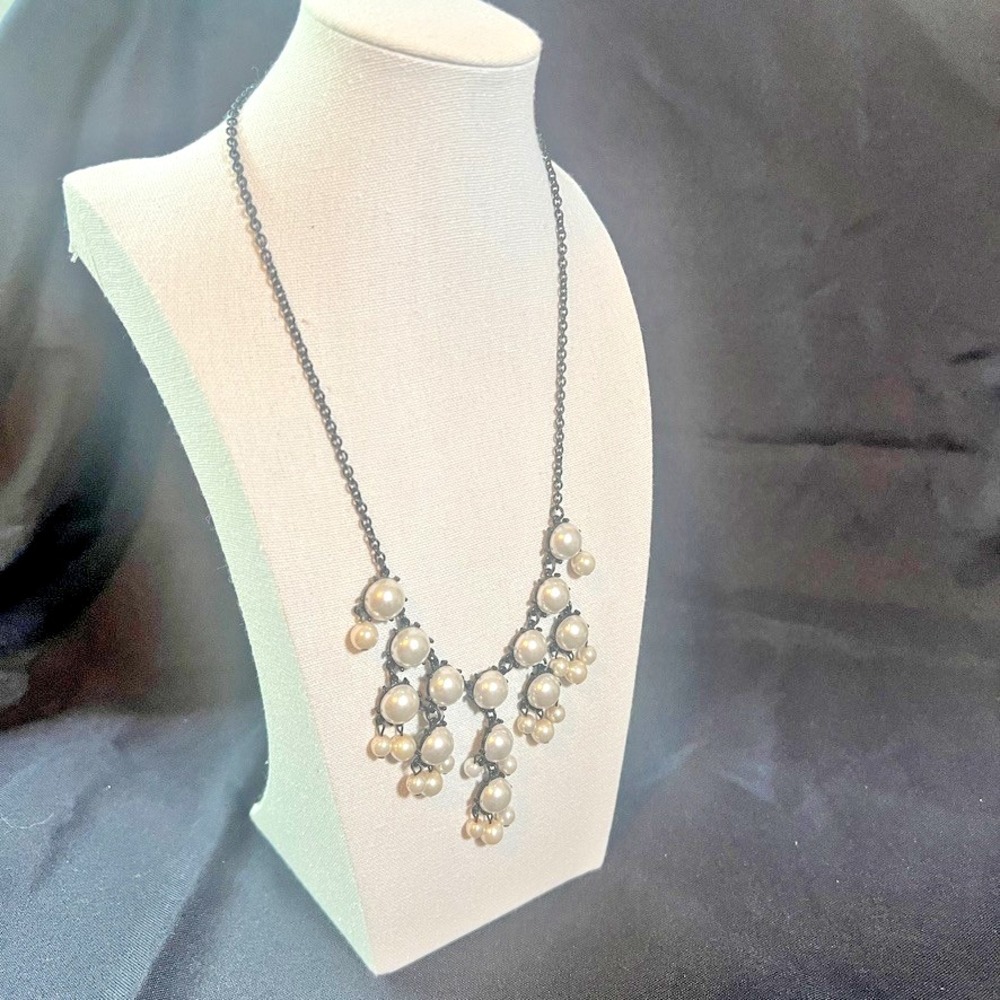 Faux Pearl Statement Necklace‎ Gothic Glam Bib Style